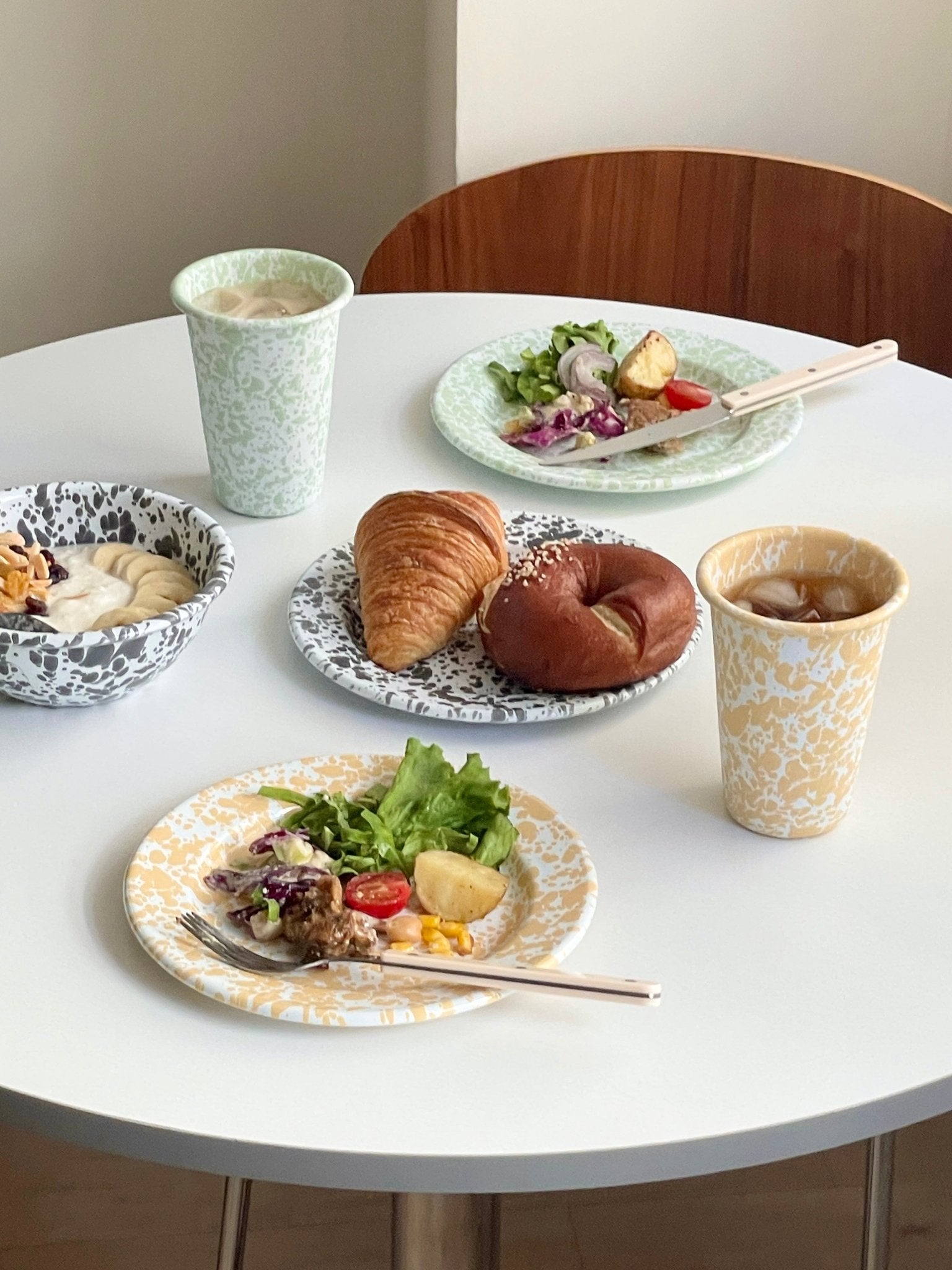 BR - 5675 - crowcanyon - crowcanyon プレート|FLAT SALAD PLATE