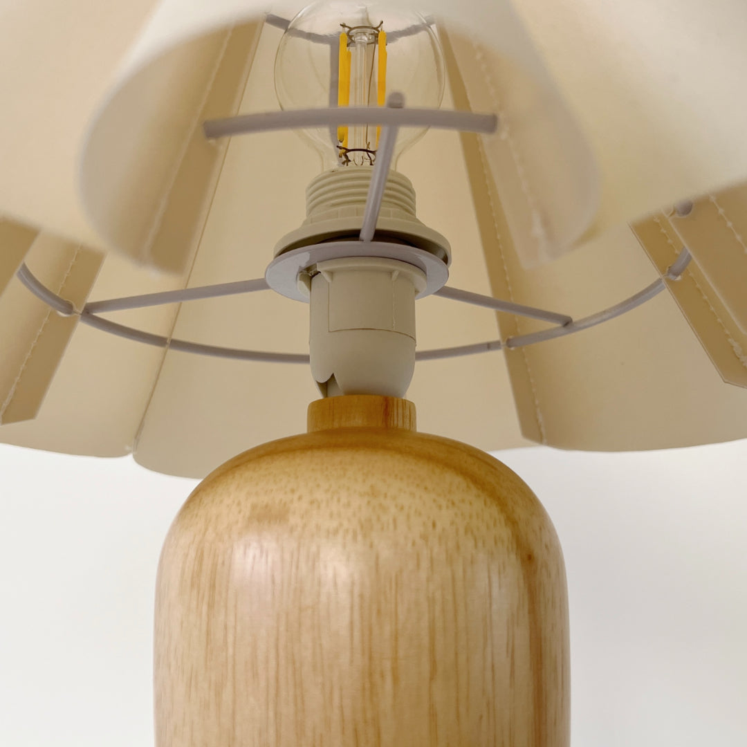 ヴィンテージプリーツシェードランプ