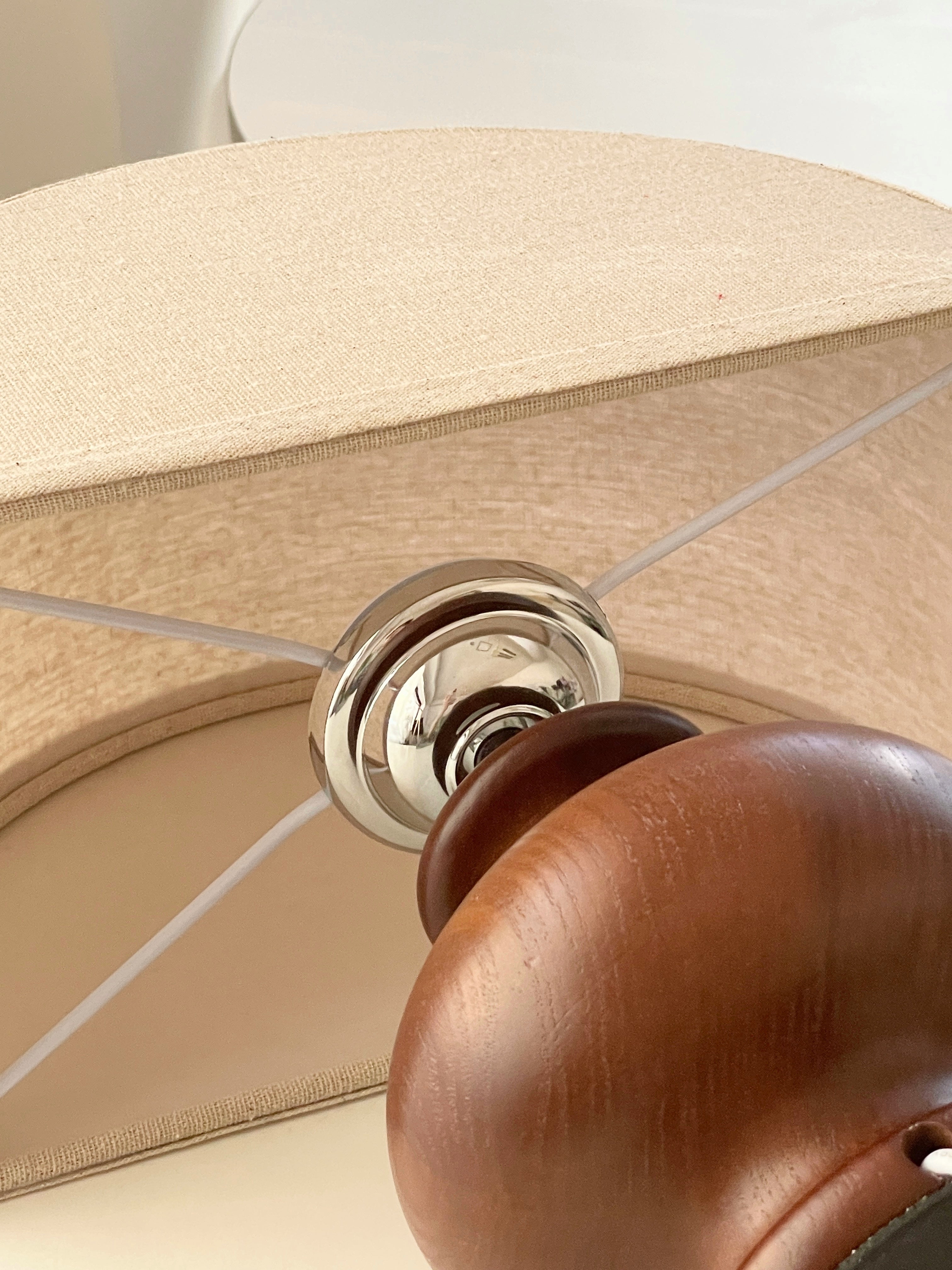 mok テーブルランプ|half moon