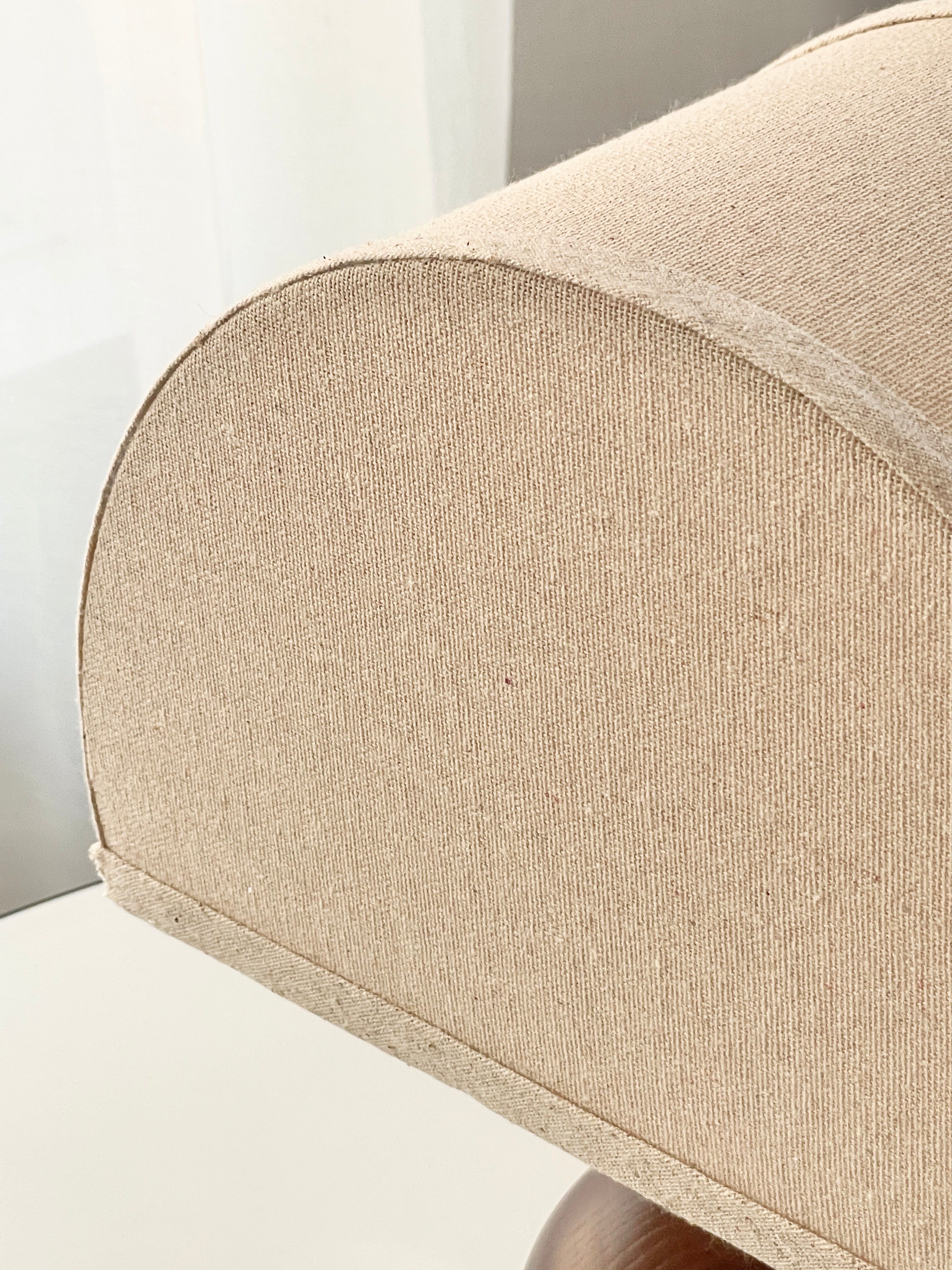 AL-3674-Little Rooms select-mok テーブルランプ|half moon