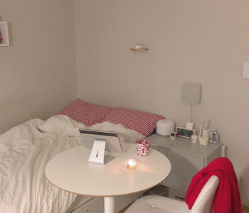 お部屋にちょっとの華やかさを。アクセントカラーの取り入れ方。