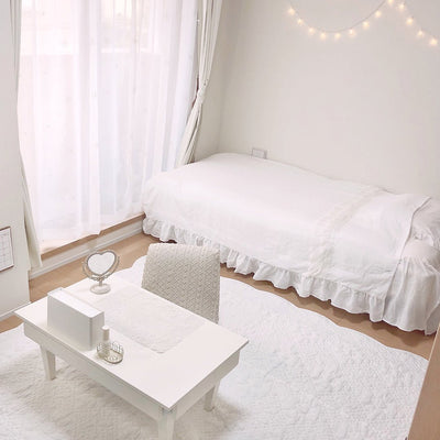 かわいさに清潔感もプラスして。白で統一したピュアなお部屋