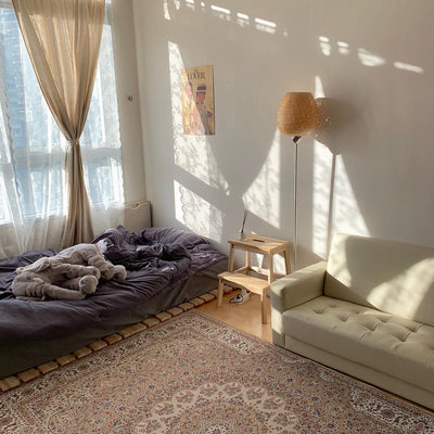 カーテンひとつで自分らしく整える。色別のお部屋コーディネート