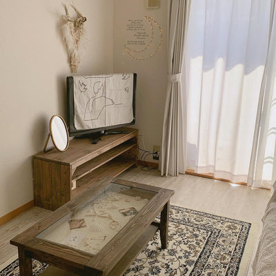 アンティークな雰囲気を演出。オリエンタルなラグ・カーペットのあるお部屋