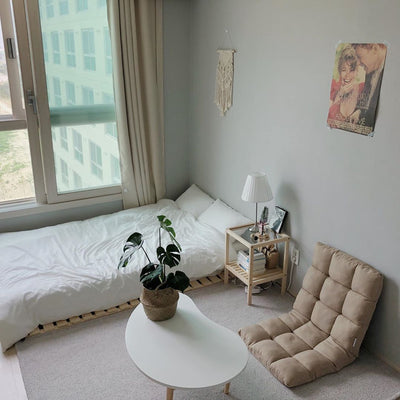 目指すはホテルのような空間。シンプルインテリアの使い方。