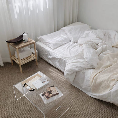 デザインも機能も◎ガラステーブルのあるお部屋