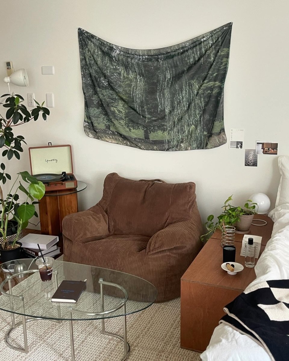 LOOSY CARE GUIDE – Little Rooms