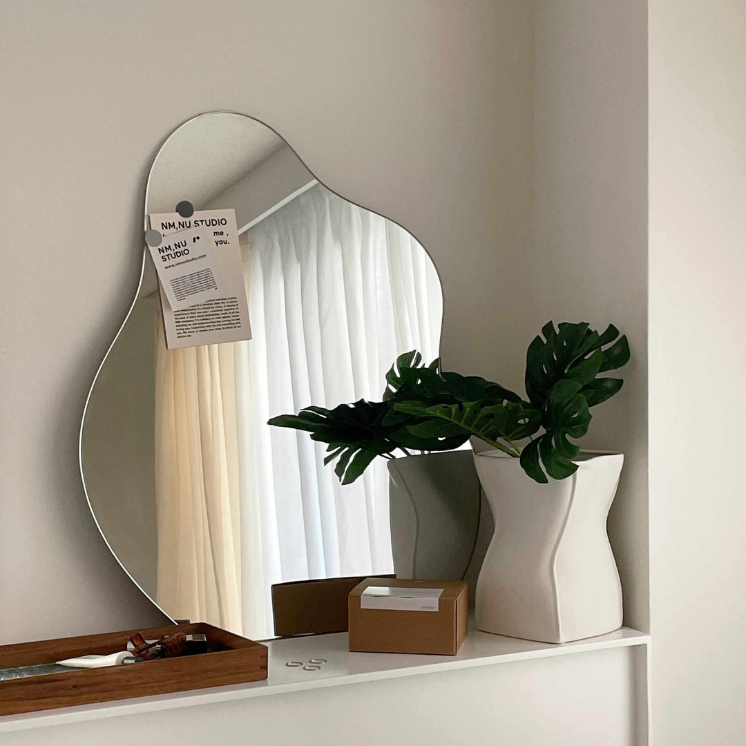 鏡・ミラー – Little Rooms