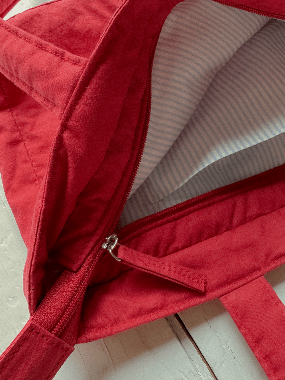 HOTEL PARIS CHILL ミニトートバッグ|Paper Heart Puffer Bag HOTEL PARIS CHILL ミニトートバッグ|Paper Heart Puffer Bag