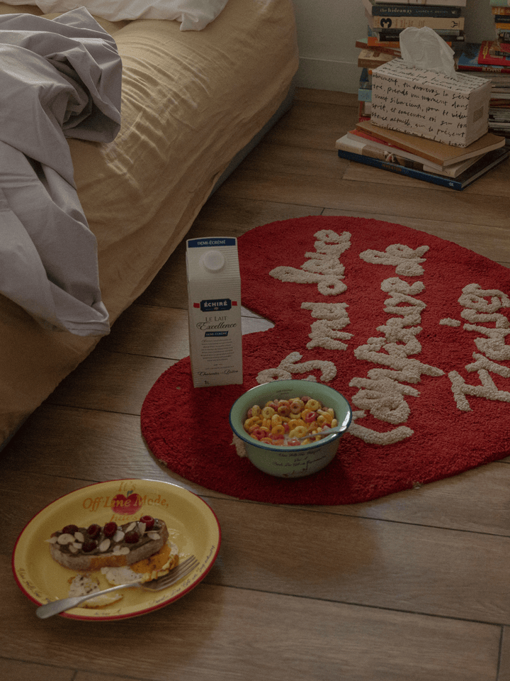 HOTEL PARIS CHILL ラグ｜Heart Shaped Rug – Little Rooms