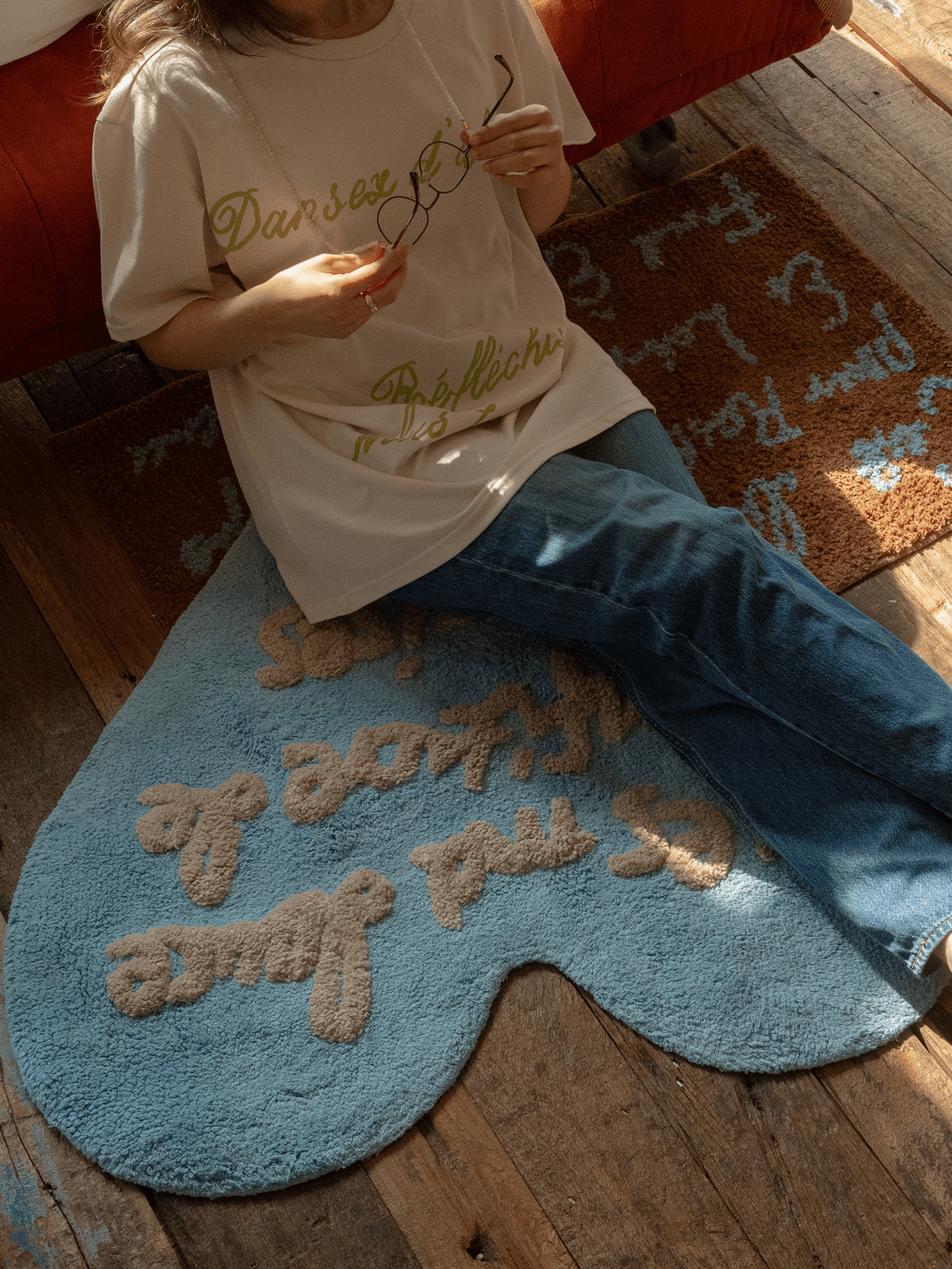 HOTEL PARIS CHILL ラグ｜Heart Shaped Rug – Little Rooms