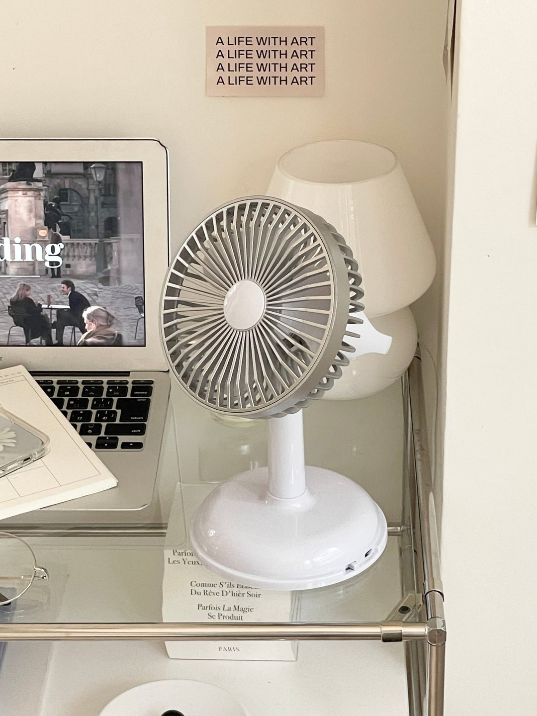 可愛すぎる！オシャレ部屋に変身♪ レトロ調 ミニ扇風機 キャンディーファン レトロなミニ扇風機｜かわいい おしゃれ 韓国雑貨 インテリア