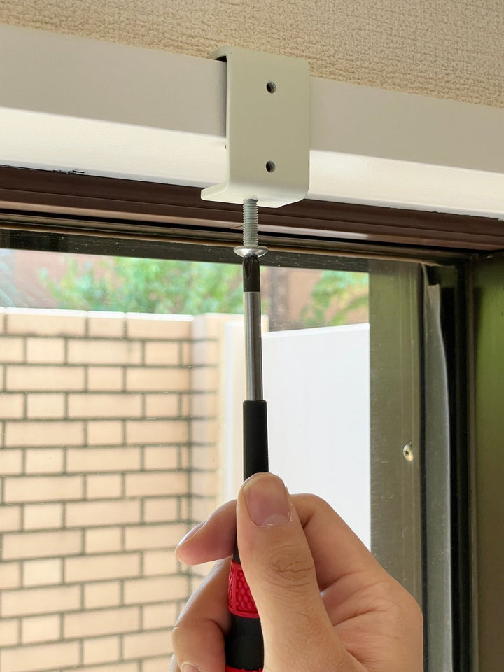 使用期間3ヶ月　賃貸取り付け可能　グレー バーチカルブラインド 賃貸にも取り付けられる】バーチカルブラインド｜通販の