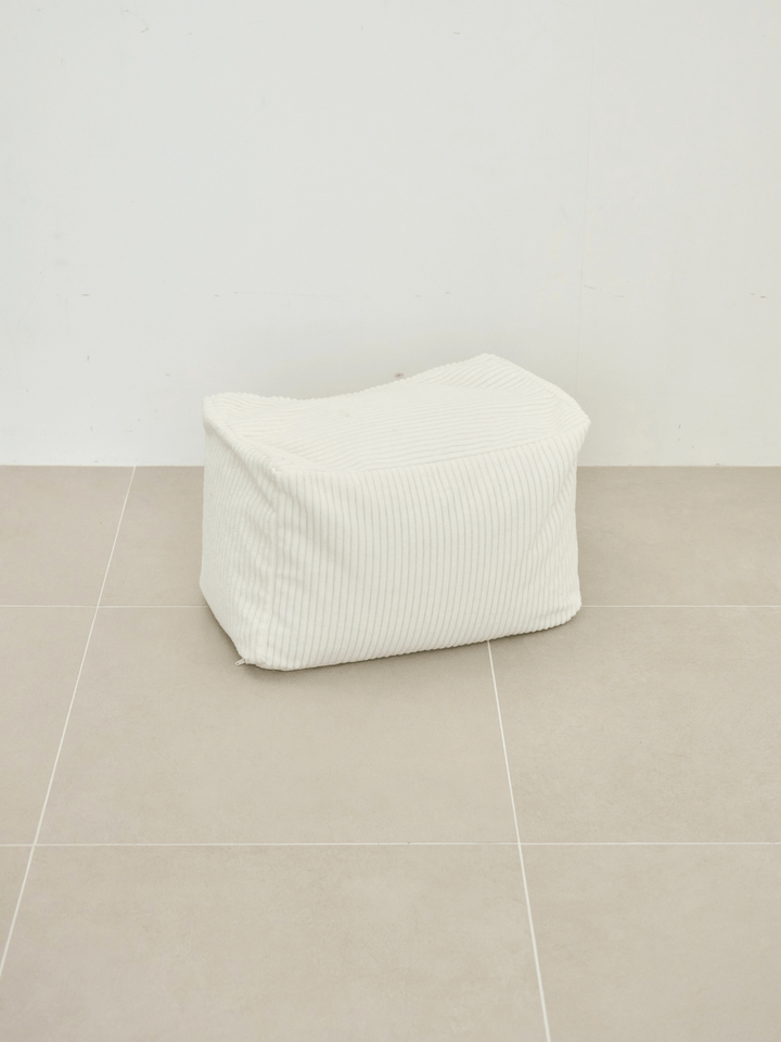 LOOSY ビーズオットマン Ivory|スツール おしゃれ 一人暮らし 二人 LOOSY ビーズオットマン Ivory|スツール おしゃれ 一人暮らし 二人