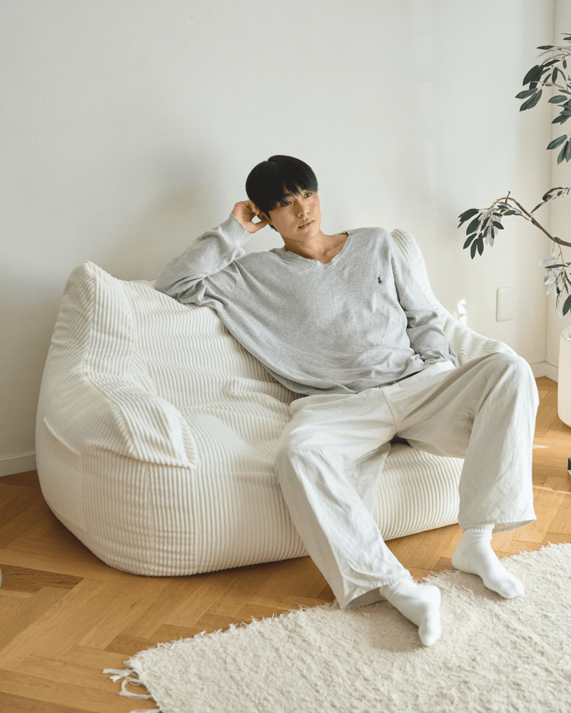 引取歓迎大阪】LOOSY 2人掛けビーズソファ アイボリー 引取歓迎大阪】LOOSY 2人掛けビーズソファ アイボリー