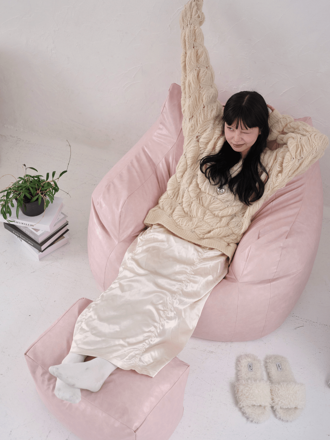 LOOSY ビーズオットマン Glossy Pink｜スツール おしゃれ 一人暮らし