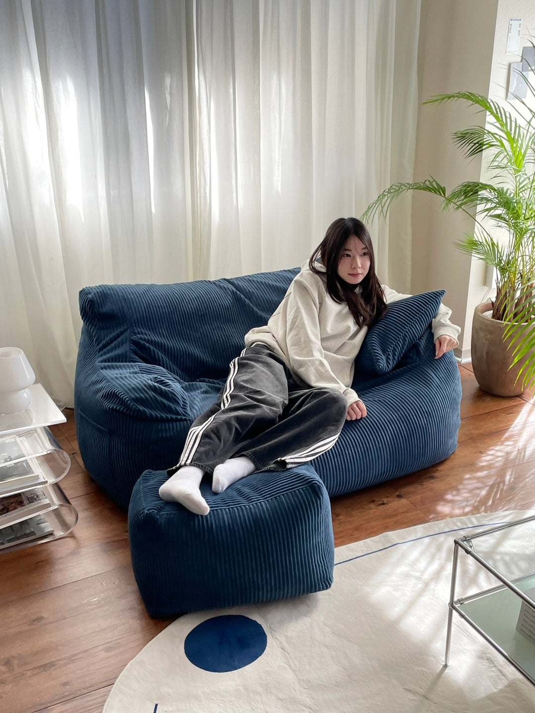 HUGME 2人掛けビーズソファ Navy｜2人用ソファ おしゃれ
