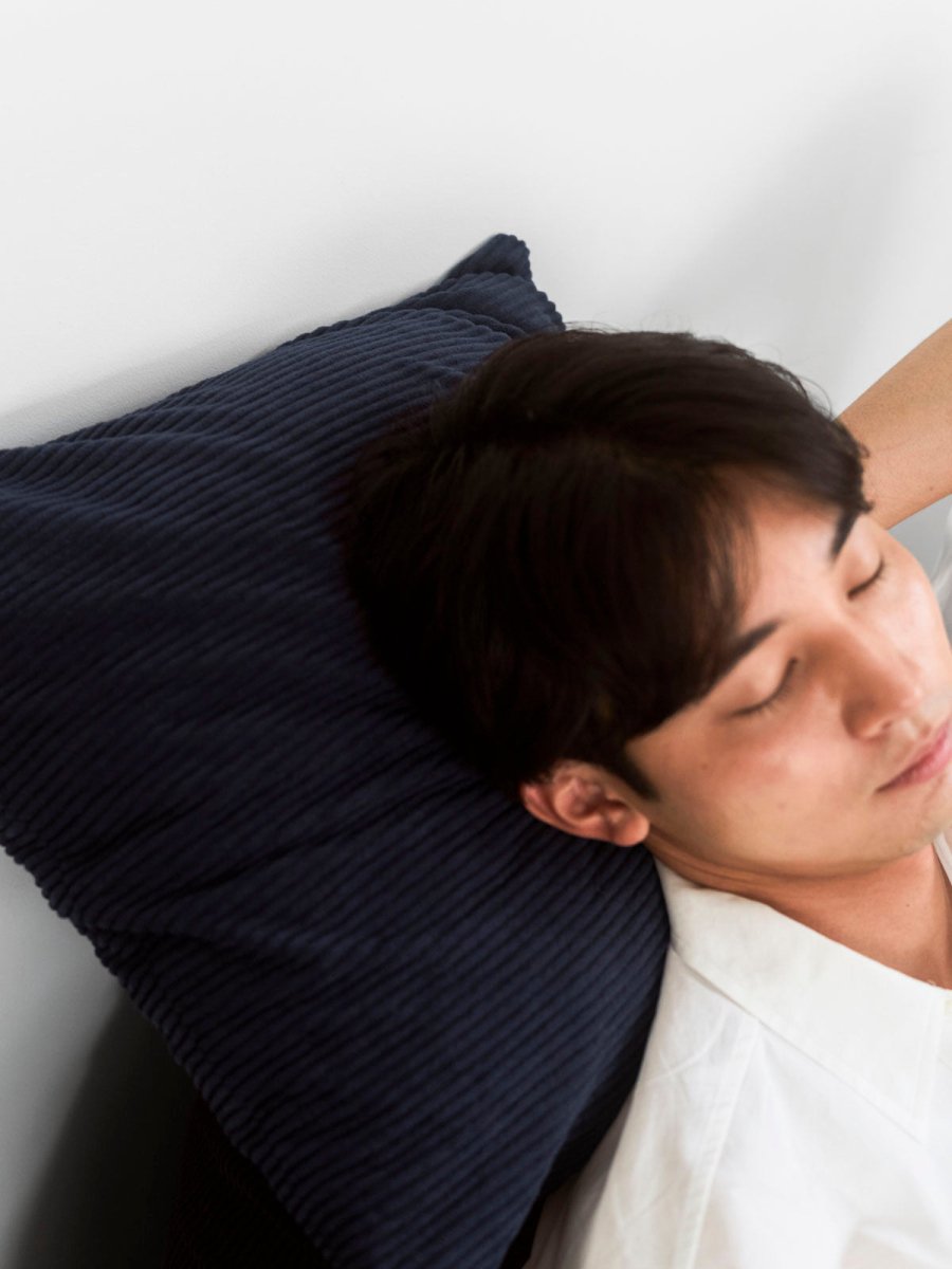 OR - 9046 - LOOSY - HUGME クッションカバー Dark Blue