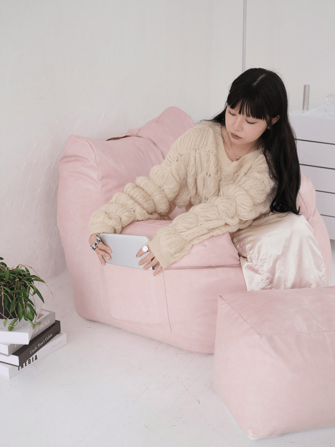 LOOSY 1人掛けビーズソファ Glossy Pink|1人用ソファ おしゃれ LOOSY 1人掛けビーズソファ Glossy Pink|1人用ソファ おしゃれ