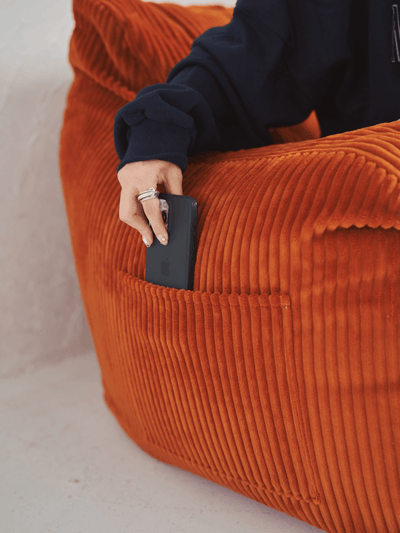 SE-7083 - LOOSY - LOOSY 1人掛けビーズソファ Blood Orange