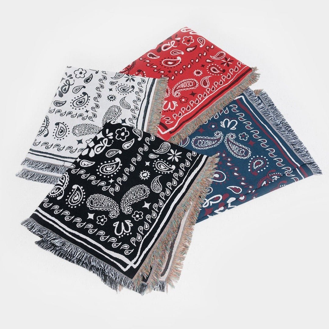 BR-10486-MERRY FRIDAY-MERRY FRIDAY ブランケット｜Paisley Black