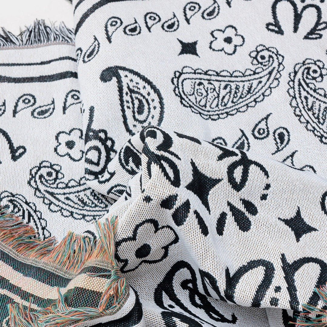 BR-10487-MERRY FRIDAY-MERRY FRIDAY ブランケット｜Paisley White