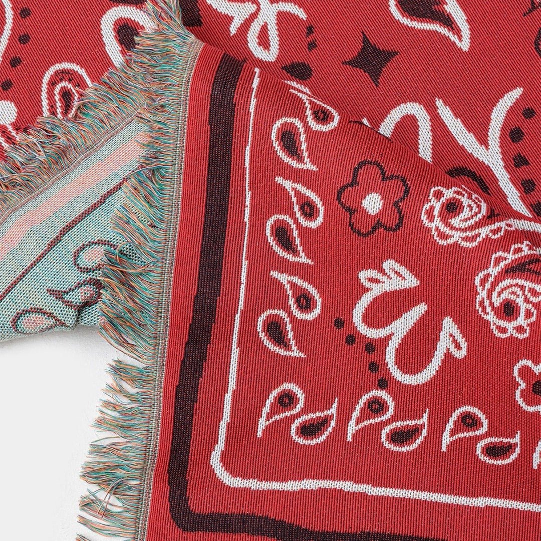 BR-10488-MERRY FRIDAY-MERRY FRIDAY ブランケット｜Paisley Red