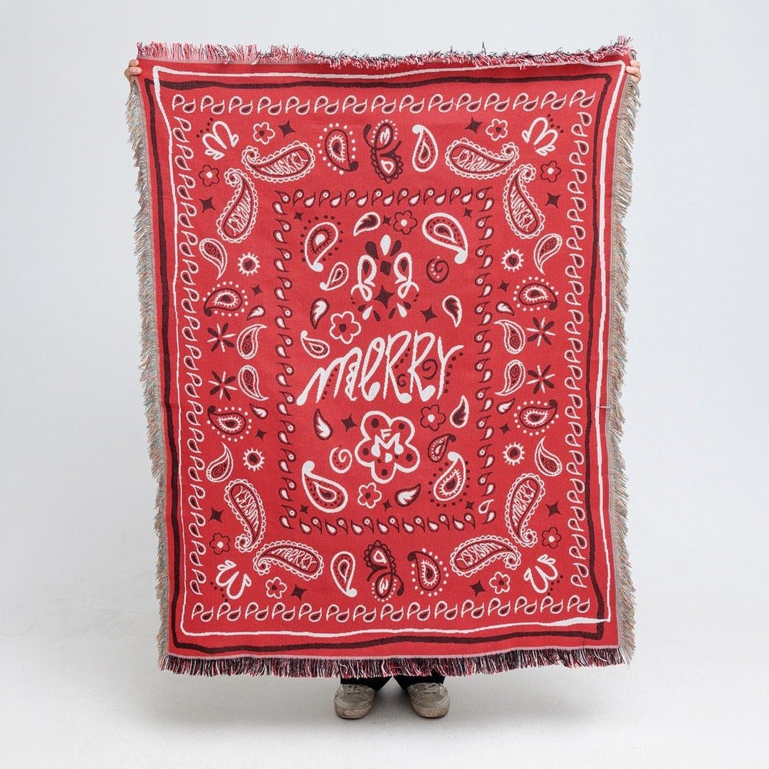 BR-10488-MERRY FRIDAY-MERRY FRIDAY ブランケット｜Paisley Red