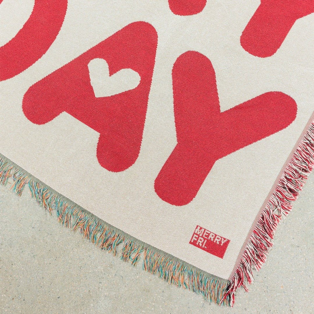 BR-10490-MERRY FRIDAY-MERRY FRIDAY ブランケット｜Merry New Red Large