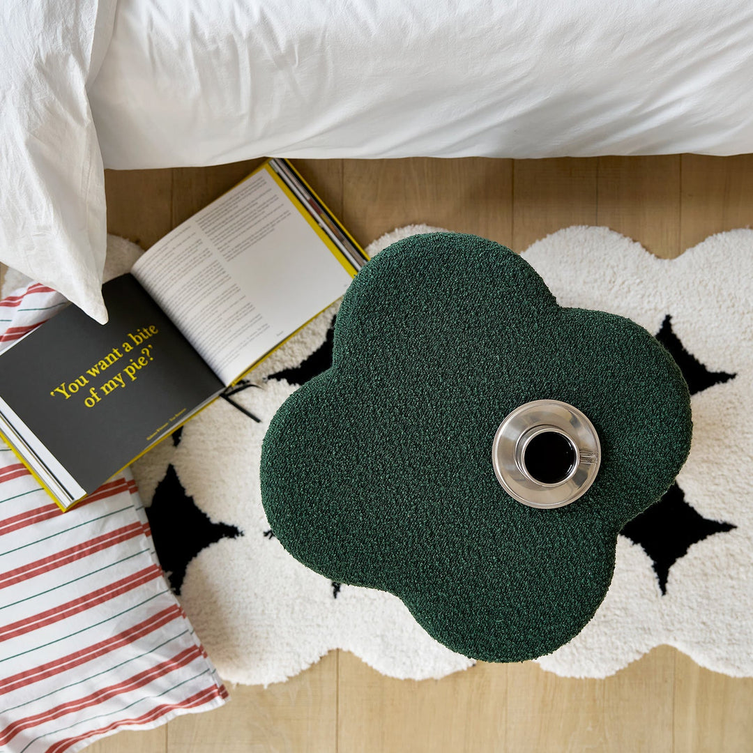 Roomnhome｜クローバースツール – Little Rooms