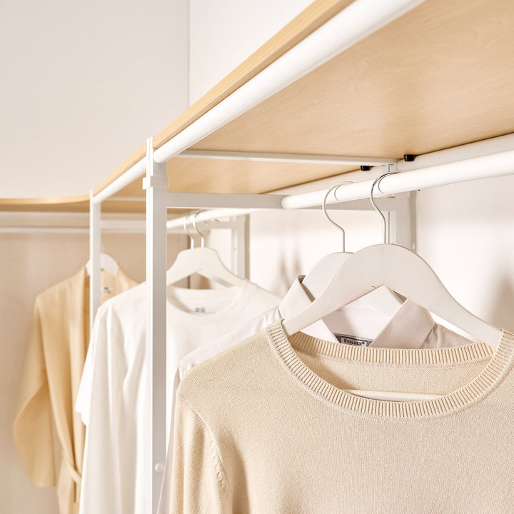 Re:room（リルーム） ナイロン　ベージュ セットアップ　Mサイズ少し大きめ Re:room（リルーム） ナイロン ベージュ セットアップ Mサイズ少し