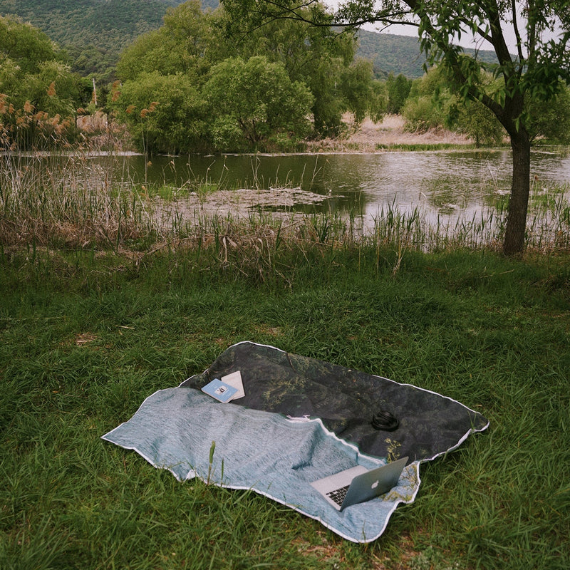 BR-5577-sleeptight.object-sleeptight.object ピクニックマット｜forest lake picnic mat