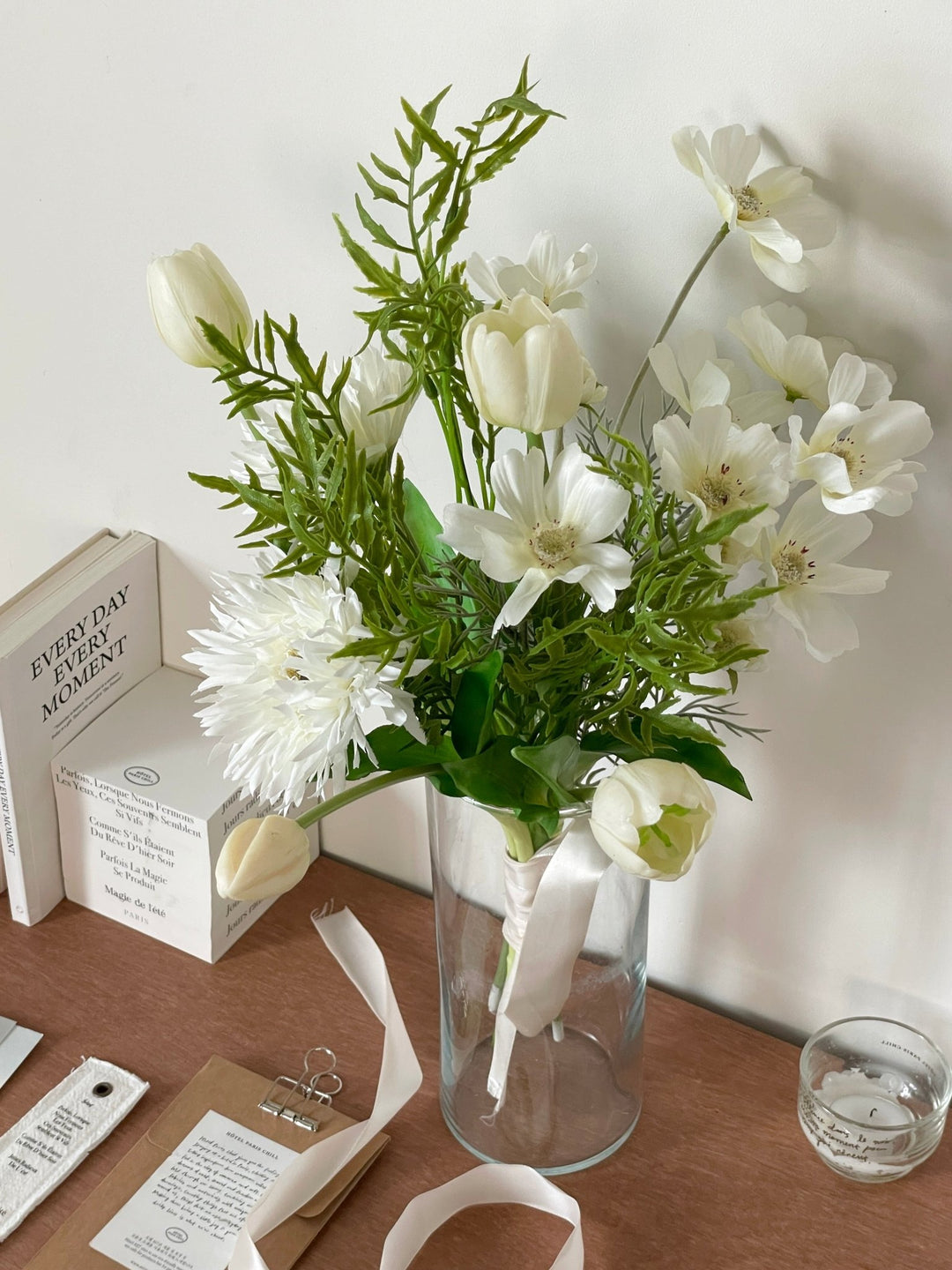 枯れないブーケ Pieces of Memory｜Canvas チューリップ ガーベラ 白