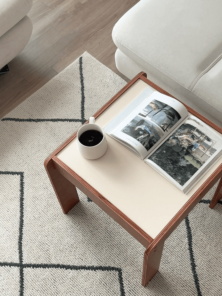 O'gre｜キューブブレッドサイドテーブル – Little Rooms