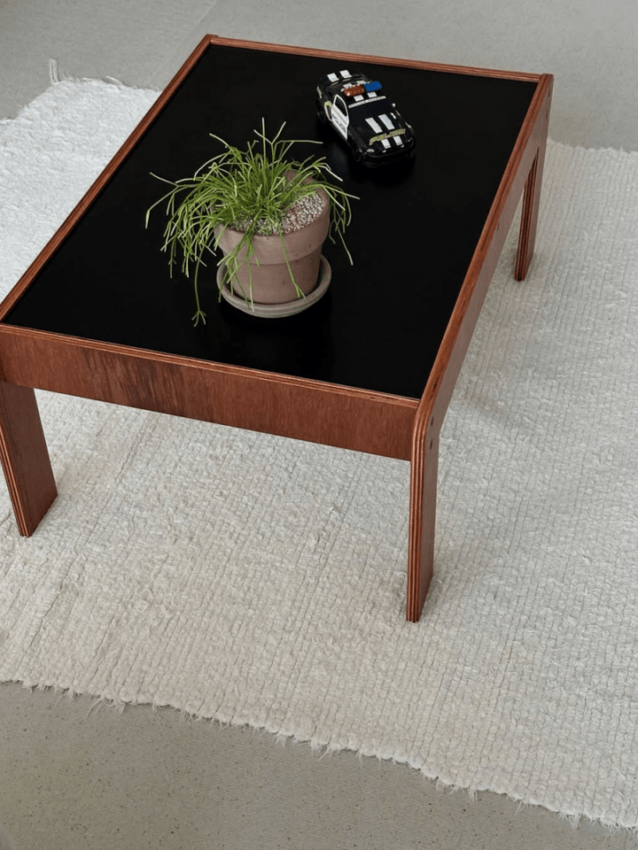 O'gre｜ブレッドソファーテーブル – Little Rooms