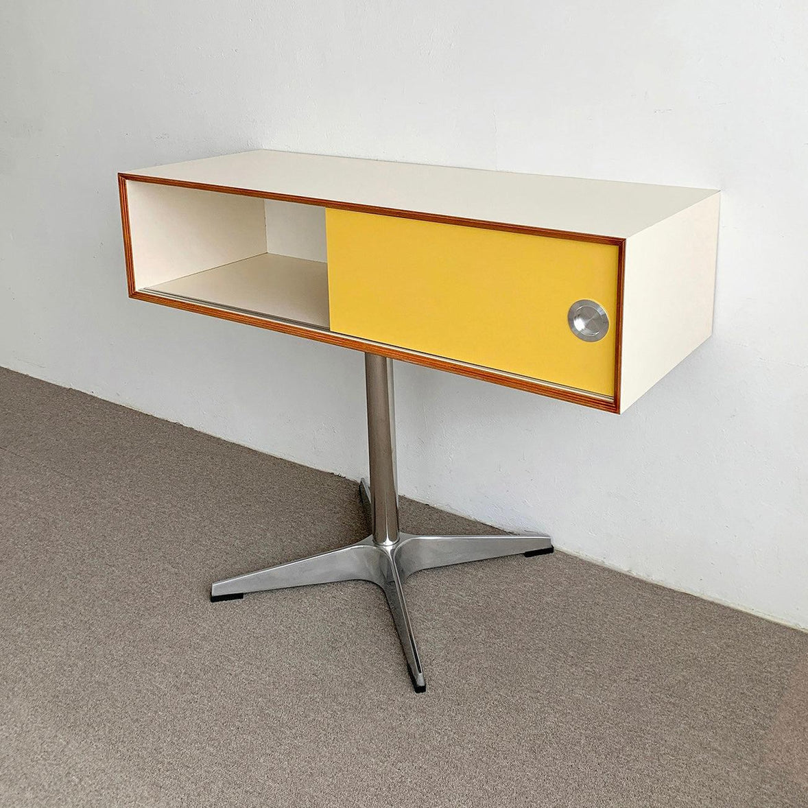 vamir ラック｜Morena Console