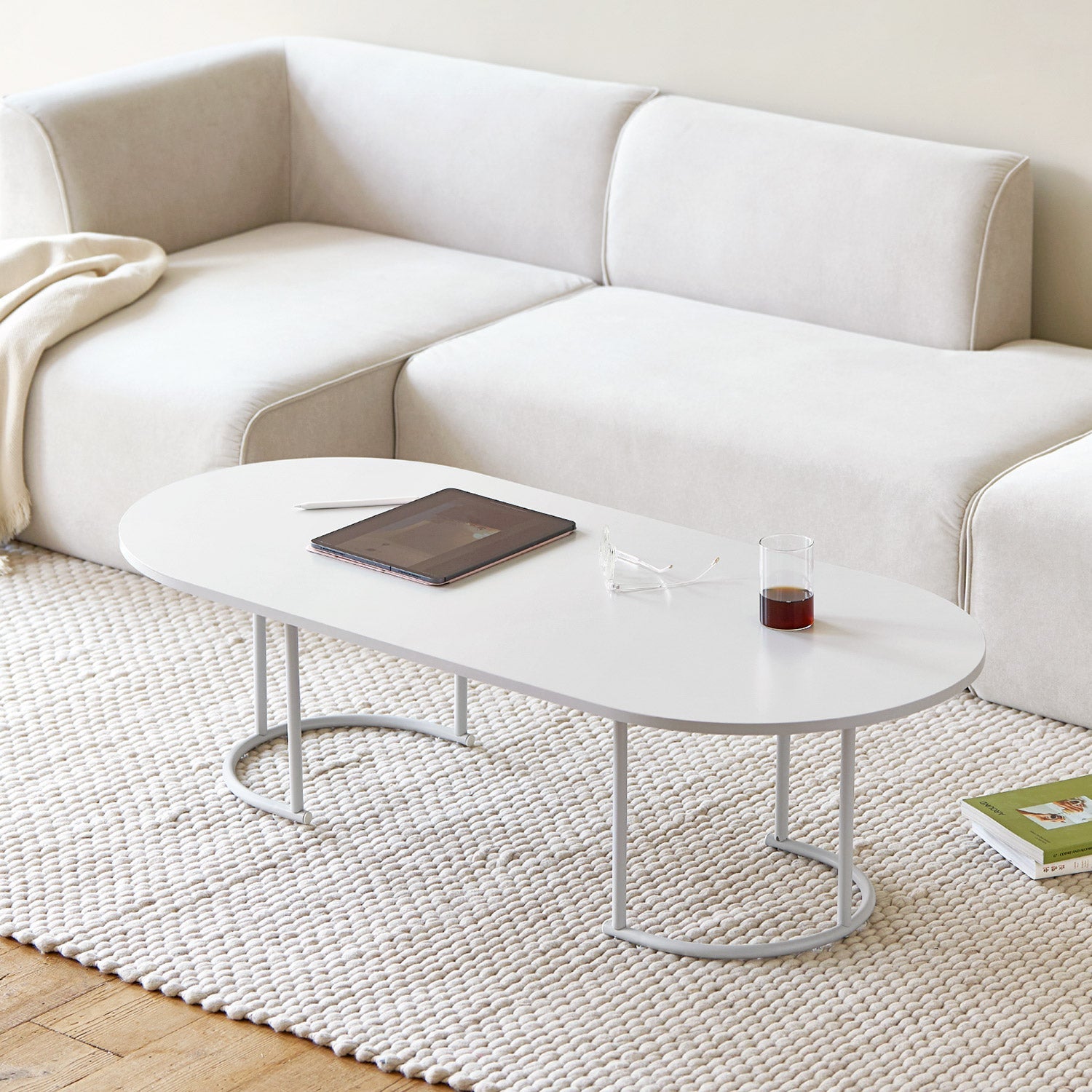 BR-3586-Roomnhome-Roomnhome｜Pond リビングローテーブル