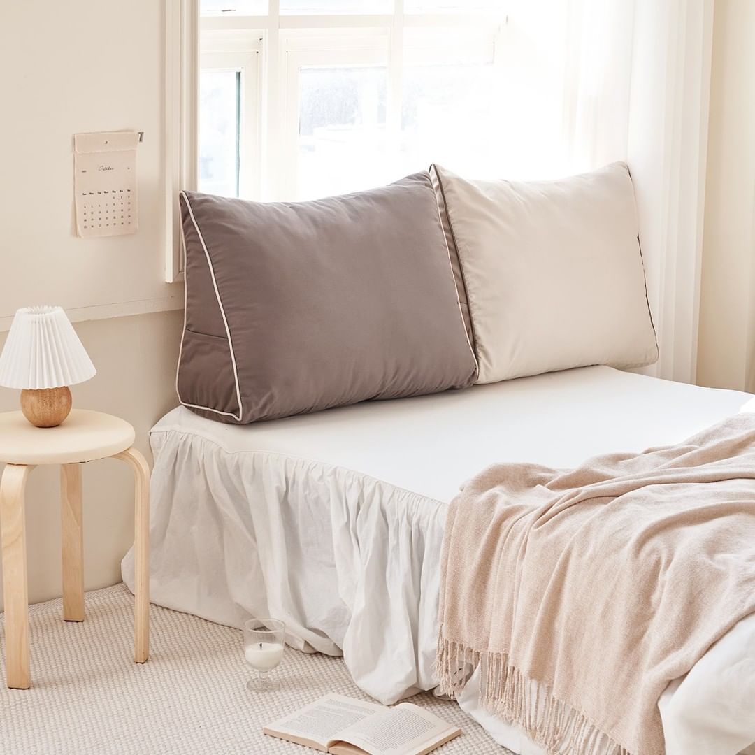 BR-2693-Roomnhome-Roomnhome｜Mono 三角背もたれクッション
