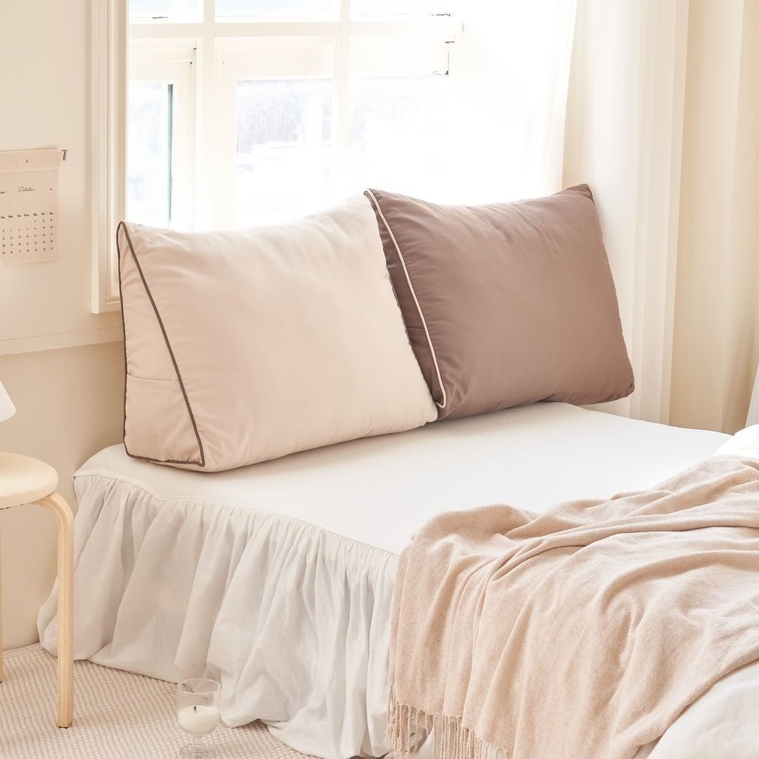 BR-2692-Roomnhome-Roomnhome｜Mono 三角背もたれクッション