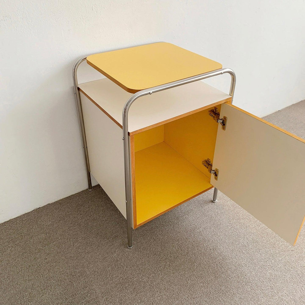 BR-1449-vamir-vamir サイドテーブル｜Morena Side Table