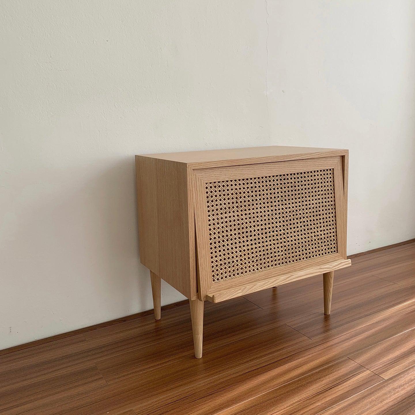 BR-1977-vamir-vamir ラック｜magazine rack side table