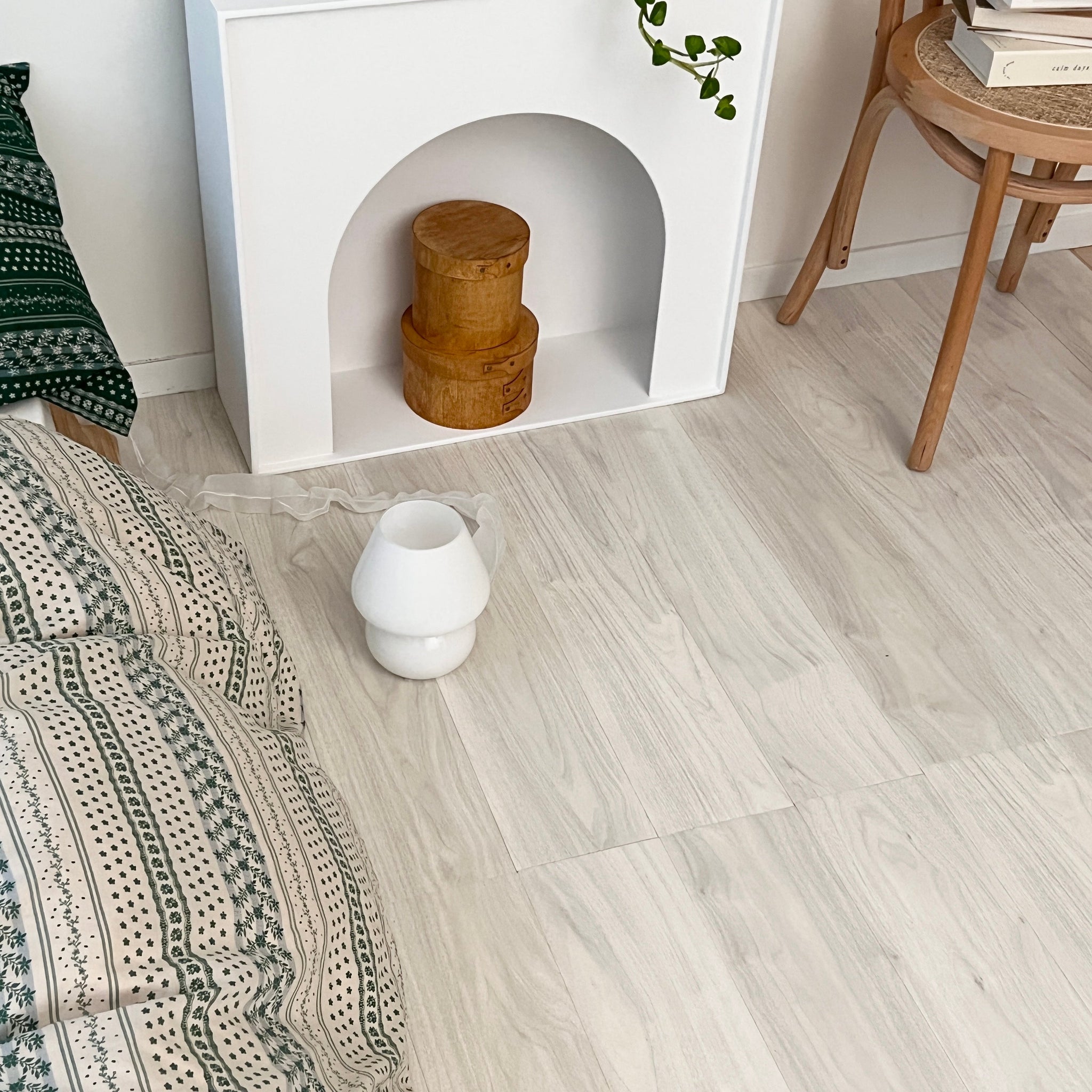 BR-2917-Little Rooms select-賃貸でも敷けるフロアタイル wood type 24枚セット