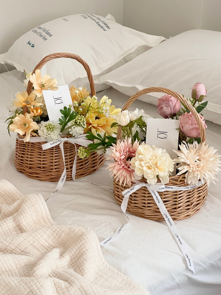 ✿* とてもボリューミー♬ ニュアンスカラー♡ 大きめ造花バスケット