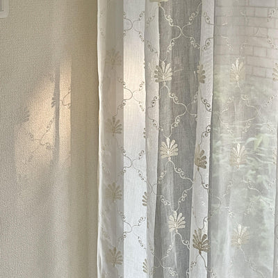 BCC91-00102B-Little Rooms-刺繍レースカーテン　ホワイトティー　2枚