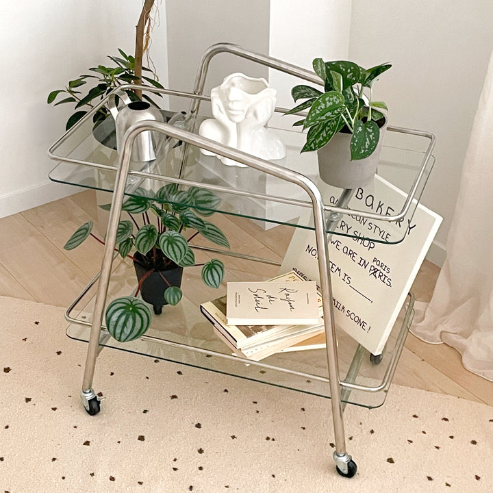 キャスター付きデザインガラス棚 IMG_3898_1080x.jpg?v=1692731530