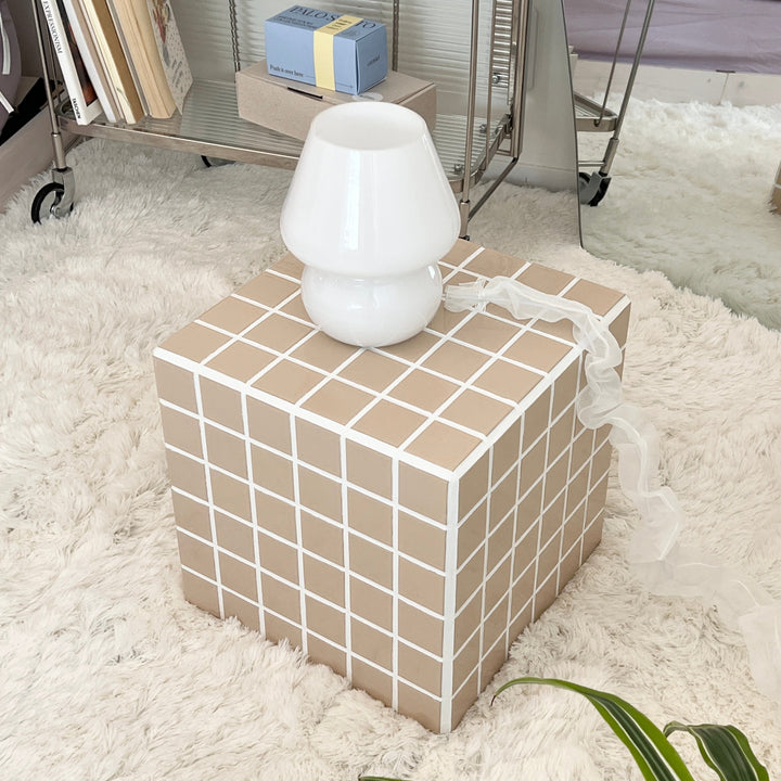 THE CUBE VIEW タイルテーブル