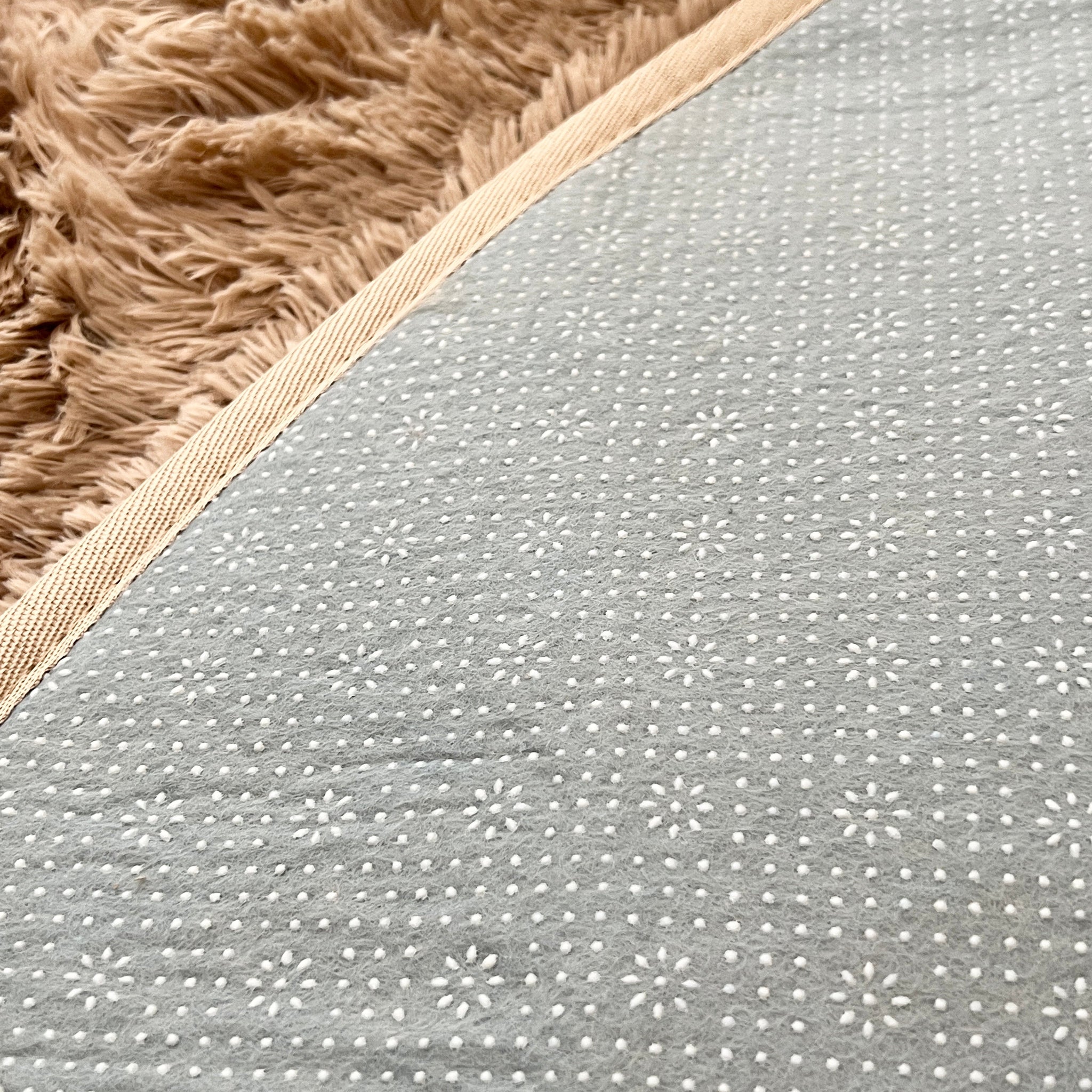 BR-2772-Little Rooms select-puppy 洗えるシャギーラグ