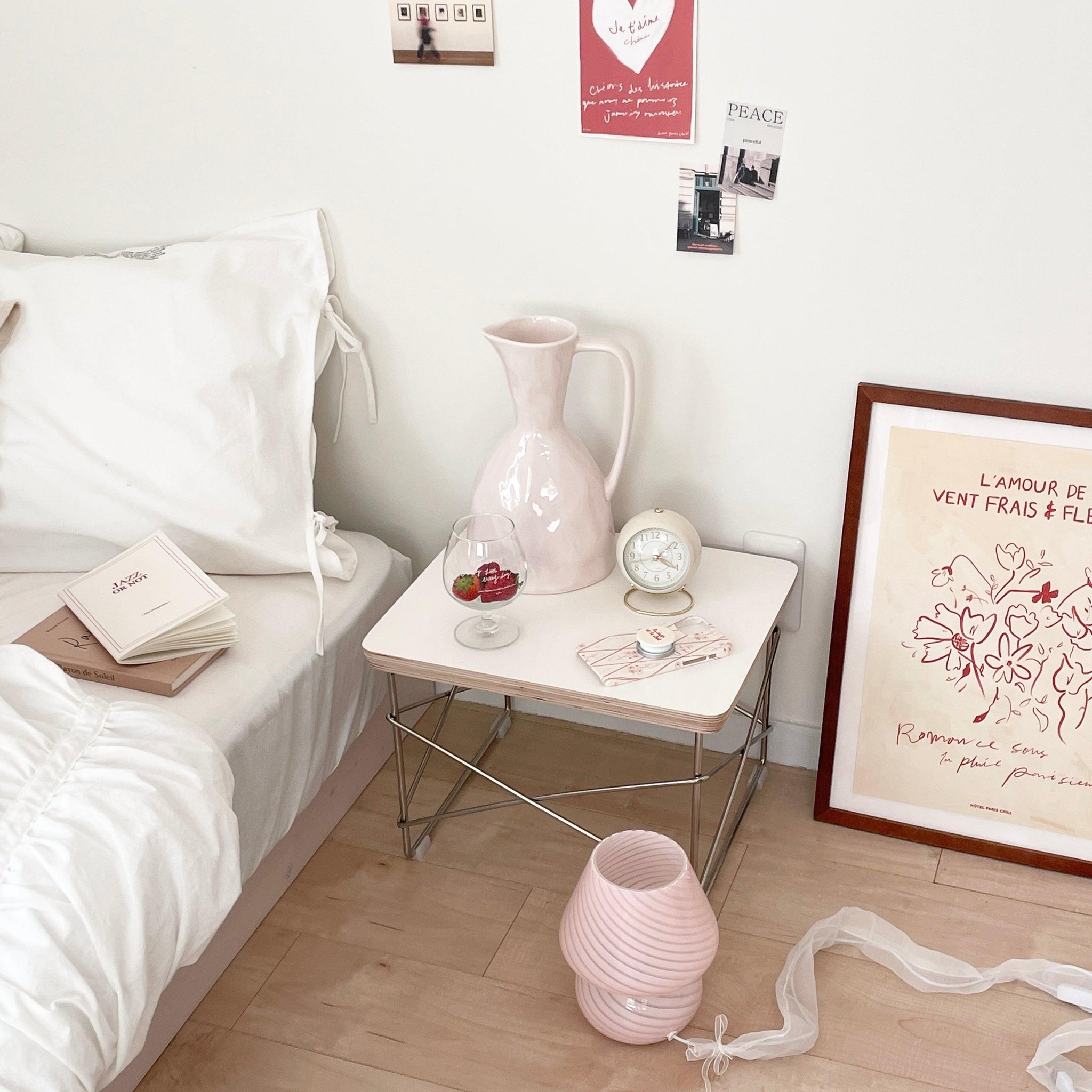 BR-1321-HOTEL PARIS CHILL-HOTEL PARIS CHILL｜These Red Flowers are for Lovers (A3)
