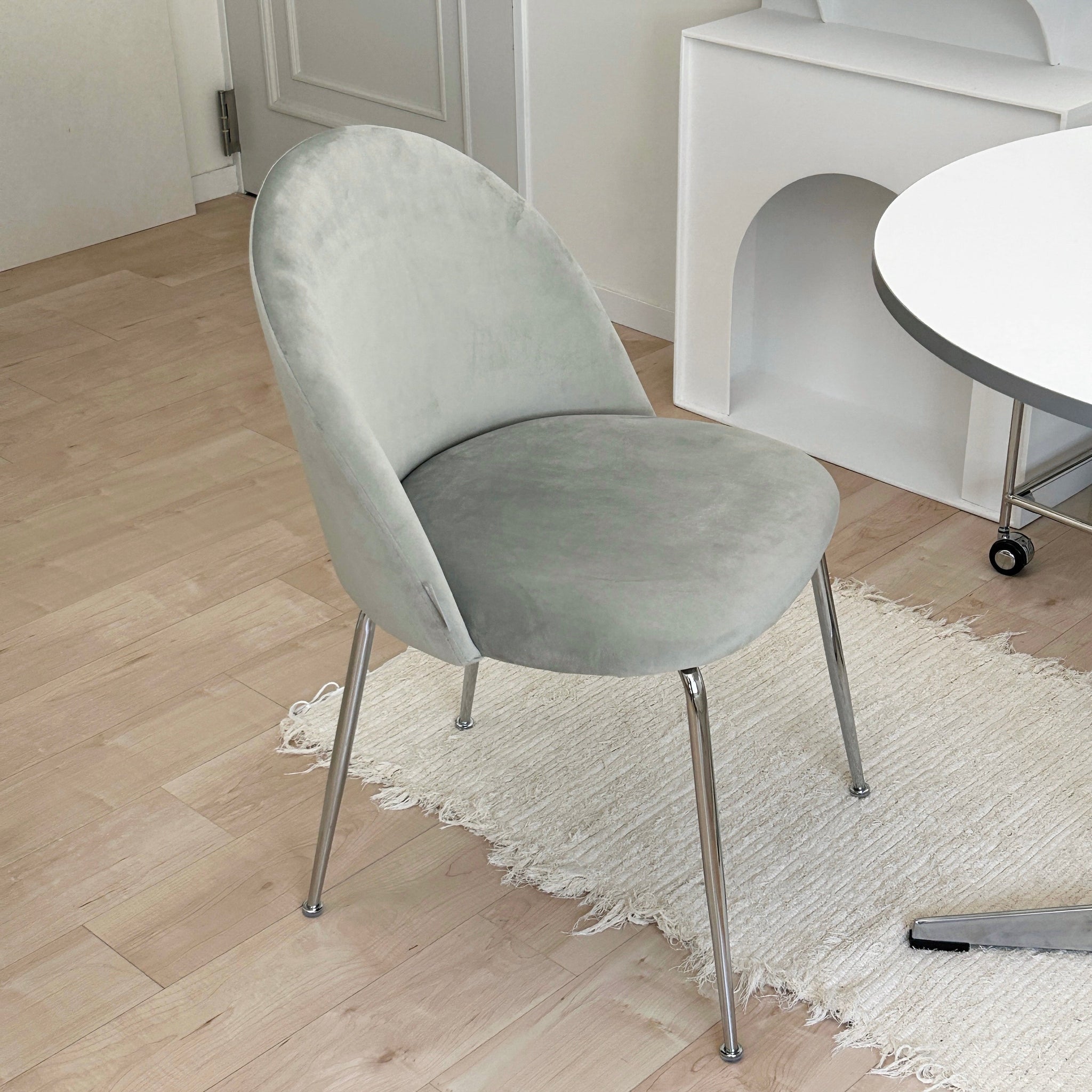 BR-3137-Roomnhome-Roomnhome｜ベルベットダイニングチェア