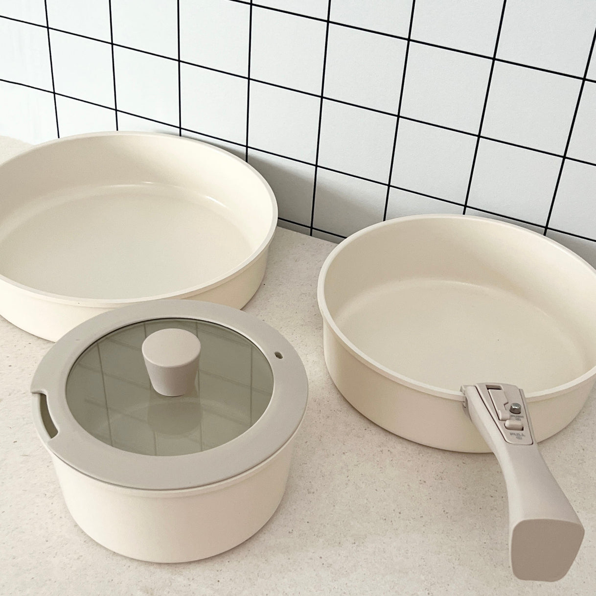 Roomnhome｜取っ手が取れる鍋・フライパン5点セット IH対応